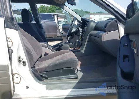 2000 Subaru Outback z USA, uszkodzony, nr VIN 4S3BH6757Y7643311